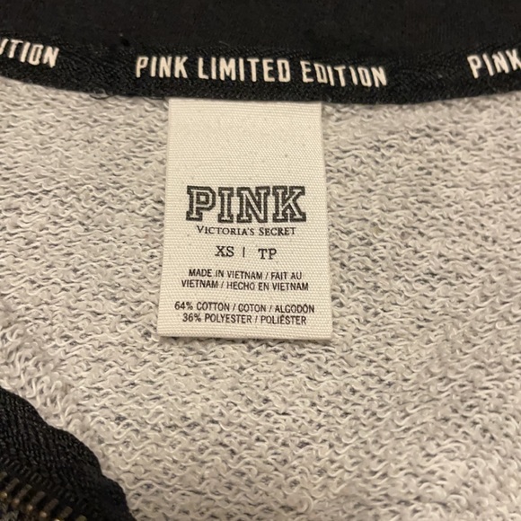 Limited edition VS Pink hoodie - Picture 2 of 3